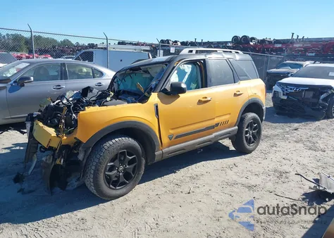 2021 Ford Bronco Sport First Edition z USA, uszkodzony, nr VIN 3FMCR9F90MRA40416